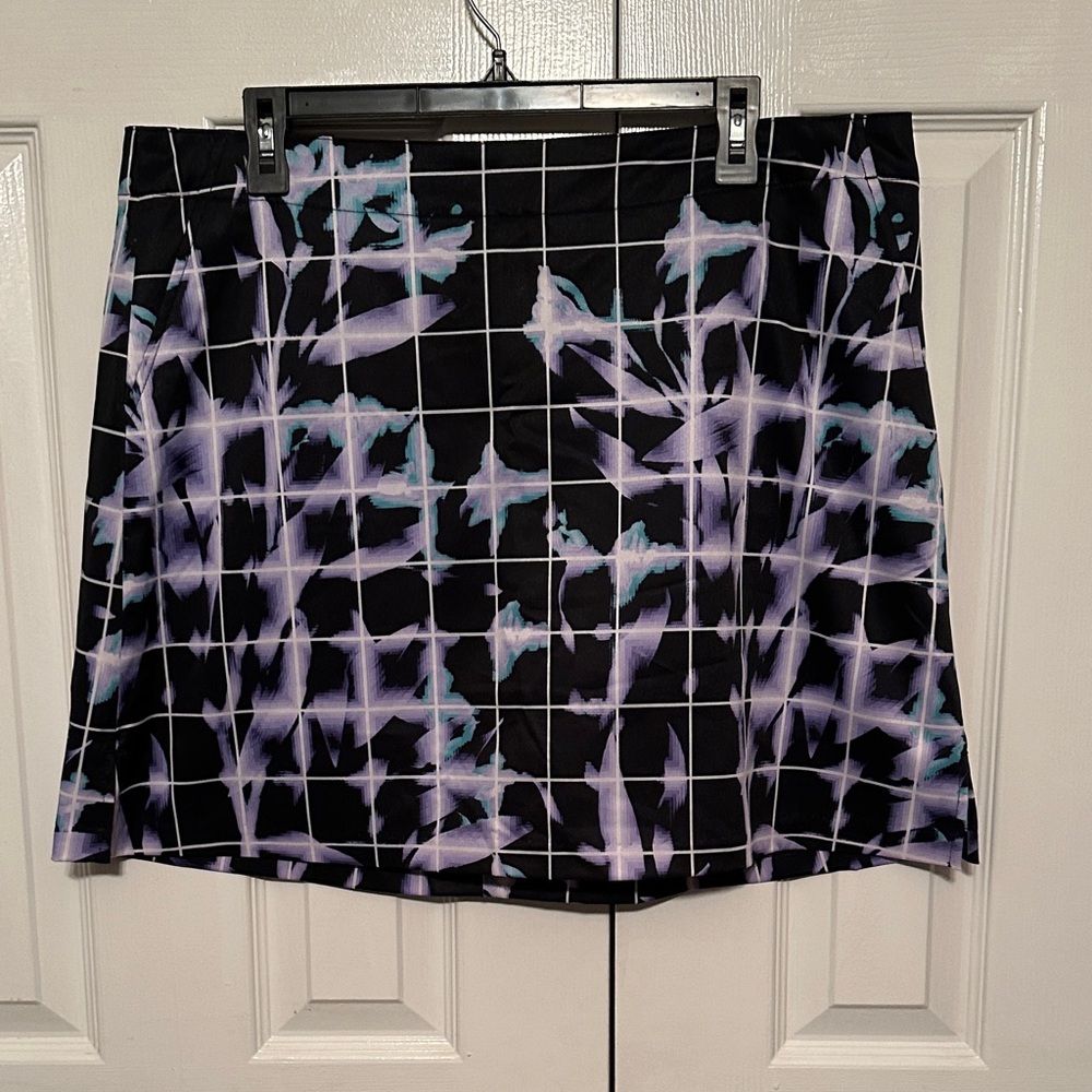 Lady Hagen Black and Purple Patterned Skort